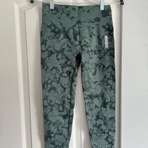 GYMSHARK GREEN ADAPT CAMO LEGGINGS